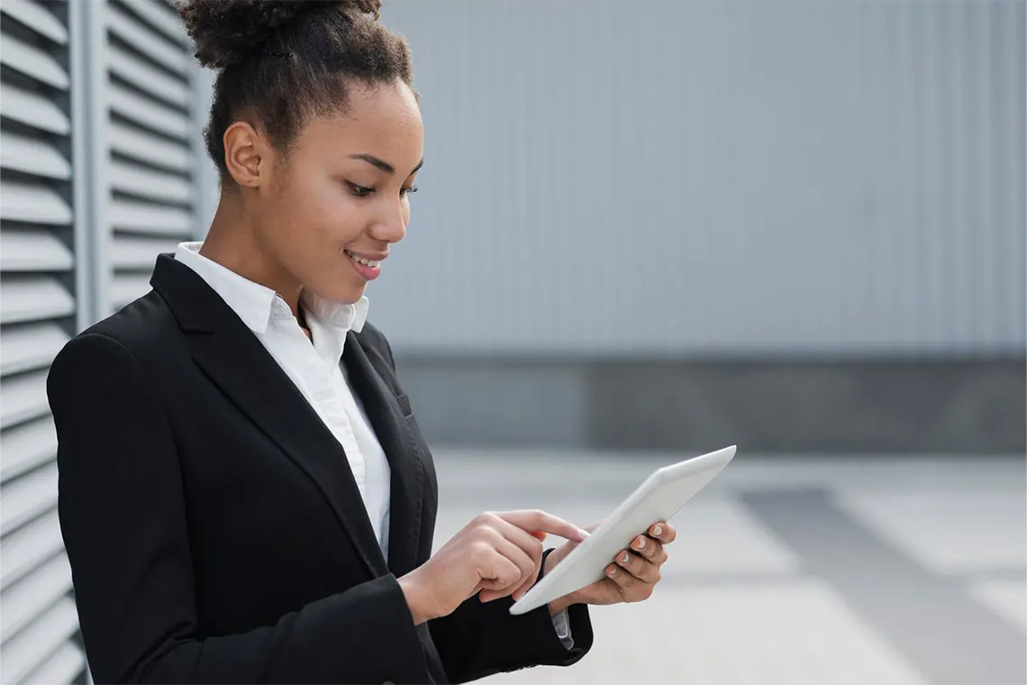 Guardianes Virtuales: Protección de Datos Personales en Marketing Inmobiliario