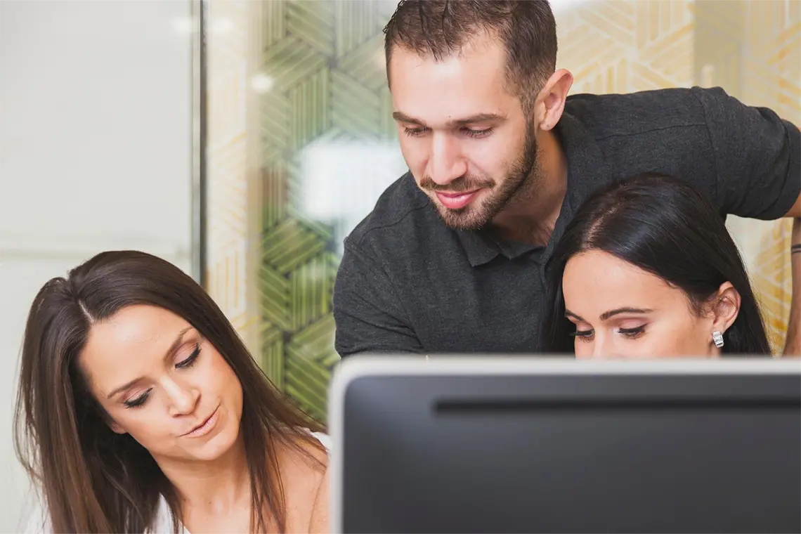Guía de Diseño Gráfico para Agentes Inmobiliarios