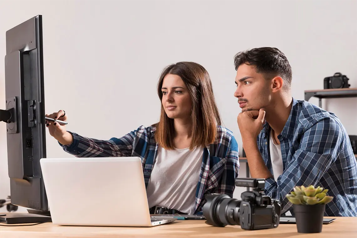 Técnicas de Fotografía de Interiores y Exteriores en Bienes Raíces Hablando con Imágenes: Edición que Cautiva en Bienes Raíces