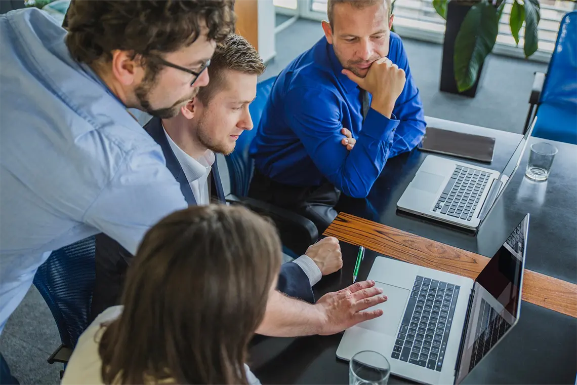 Tejiendo el SEO: Contenido Optimizado para el Éxito Inmobiliario